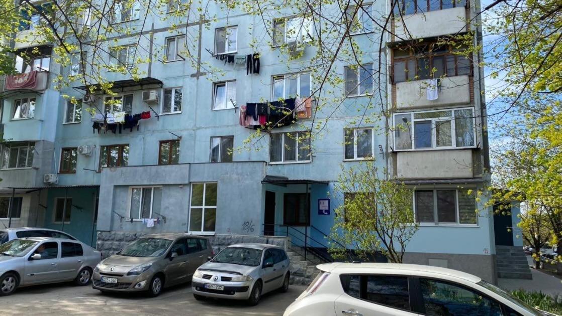 Ana'S Apartment 基希讷乌 外观 照片